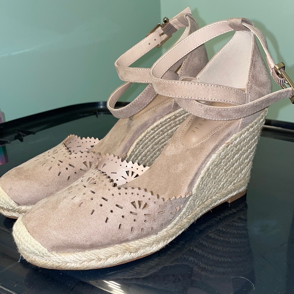 NEW Kelly & Katie -Closed Toe Wedges